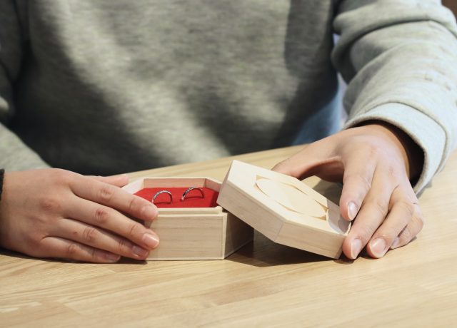 地元の指輪屋さん